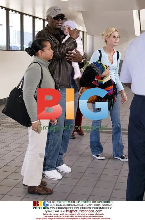 SEAL and Heidi Klum Leaving LA with Baby Leni