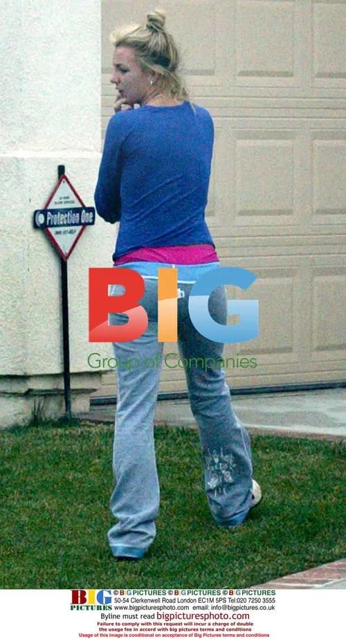 Britney Spears and Kevin Federline drop off daughter