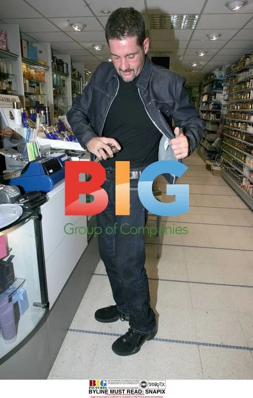 Dale Winton Shopping in London