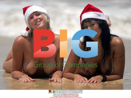 Aussie Models Lianni and Mellisa Enjoy Topless Fun on Bondi Beach