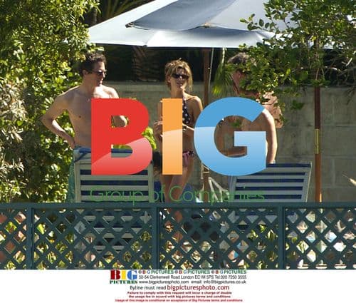 Hugh Grant and Jemima Khan on Caribbean Holiday