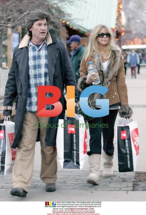 Kurt Russell and Goldie Hawn Shopping in Aspen