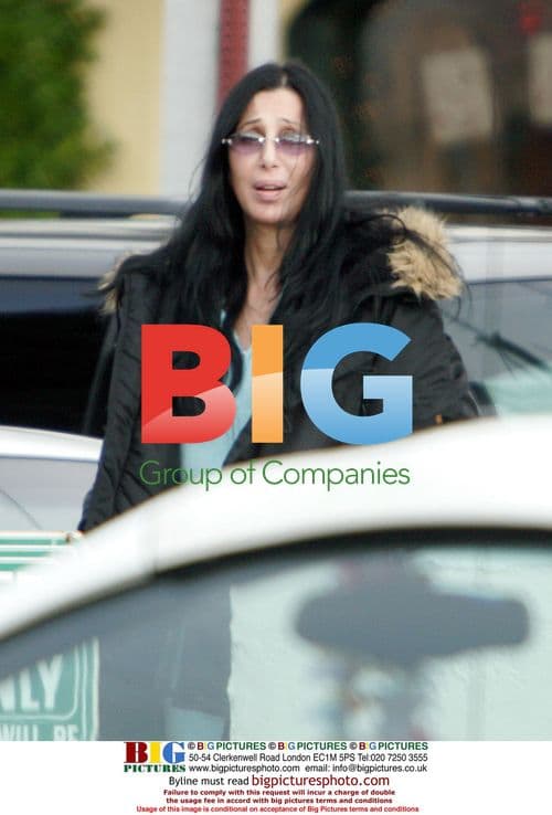 Cher Shopping in Malibu