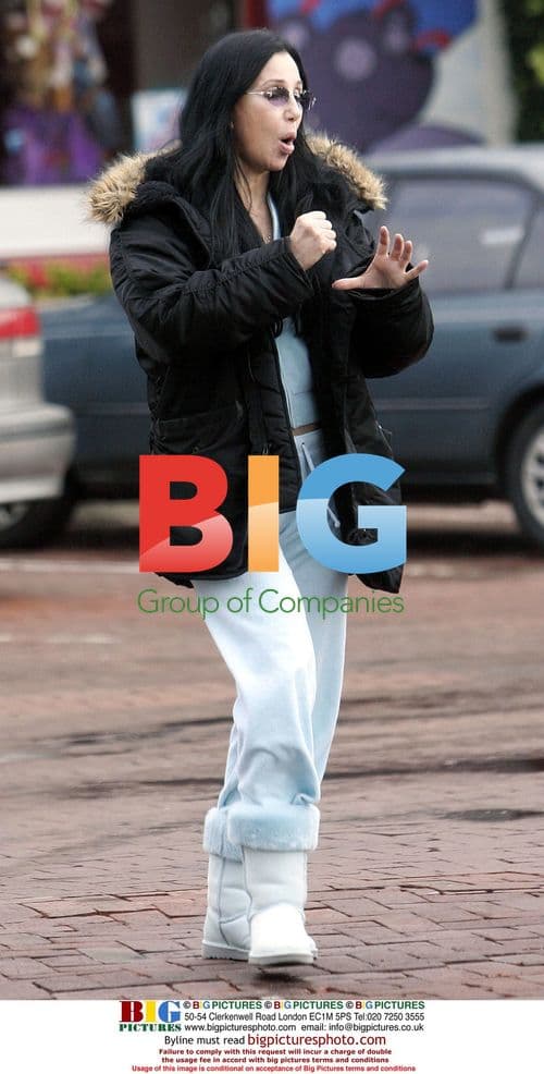 Cher Shopping in Malibu