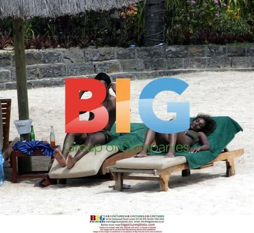 Singer Lamar and girlfriend on holiday in Mauritius