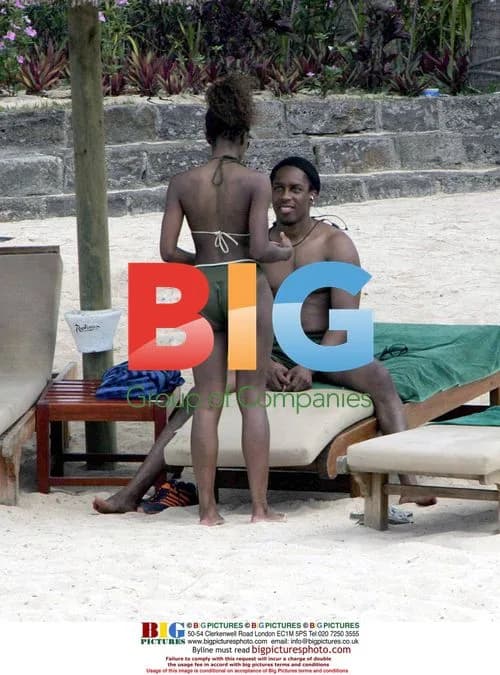 Singer Lamar and Girlfriend on Holiday in Mauritius