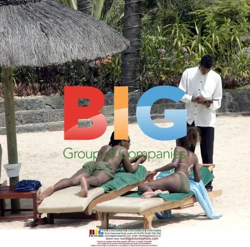 Singer Lamar's Mauritius Holiday