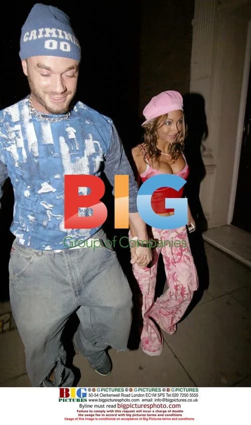 Taylor Swift arrives at 2022 MTV VMAs