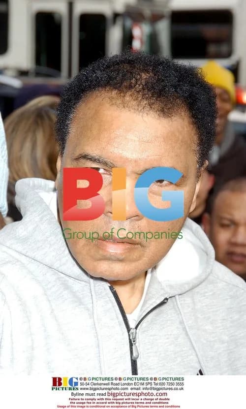Muhammad Ali unveils Adidas Ad in Harlem