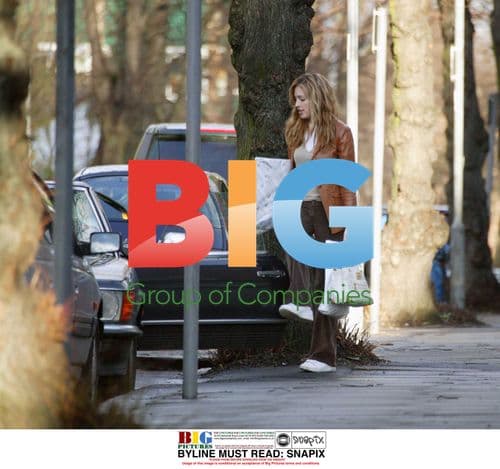 TV Host Cat Deeley Seen Carrying Supplies