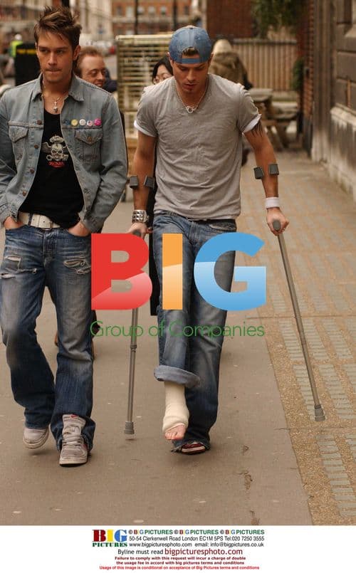 Boyband PHIXX Member Leaves Hospital