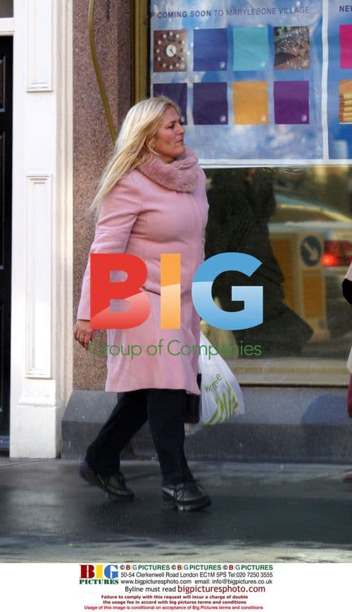 Vanessa Feltz on Bargain Shopping Spree