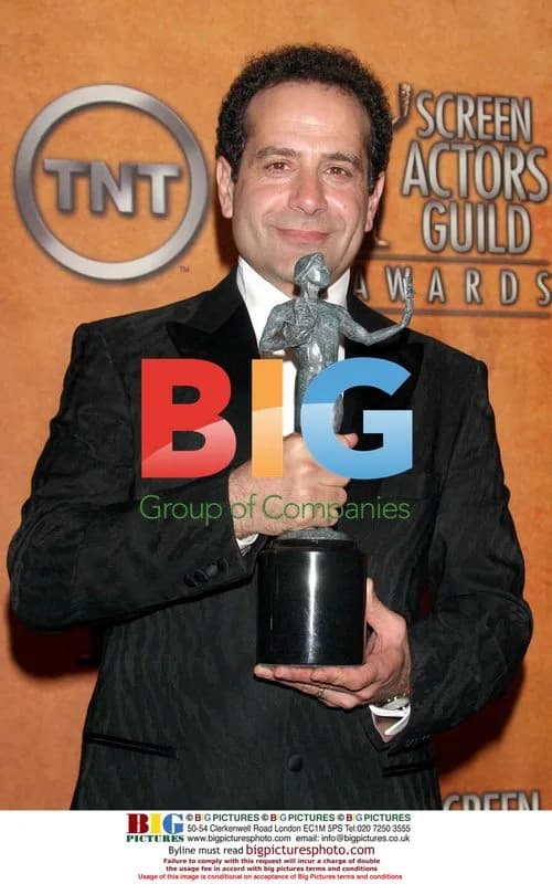 Tony Shalhoub at 2004 SAG Awards