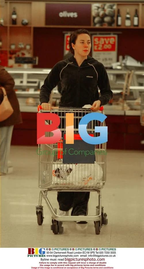 Mel C Spotted Shopping in North London