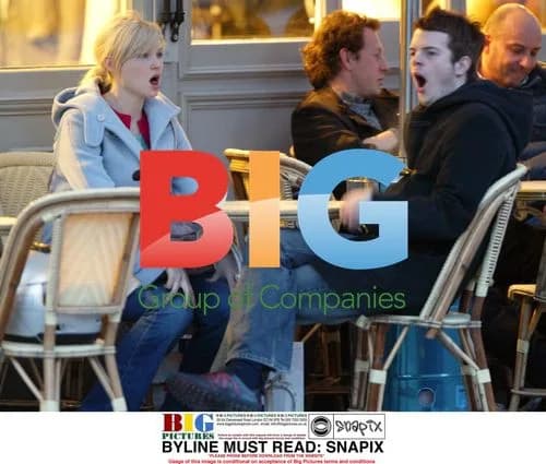 Sophie Ellis-Bextor and Richard Jones Shopping