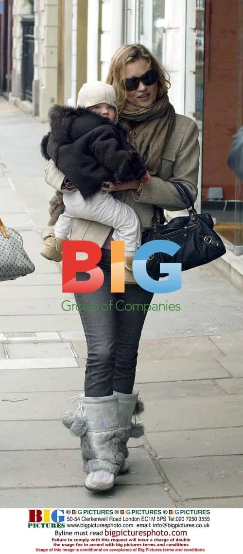 Kate Moss and Daughter Lila Walk in London