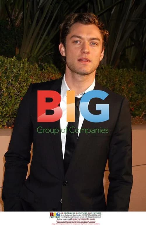 Jude Law at Miramax Pre-Oscar Party
