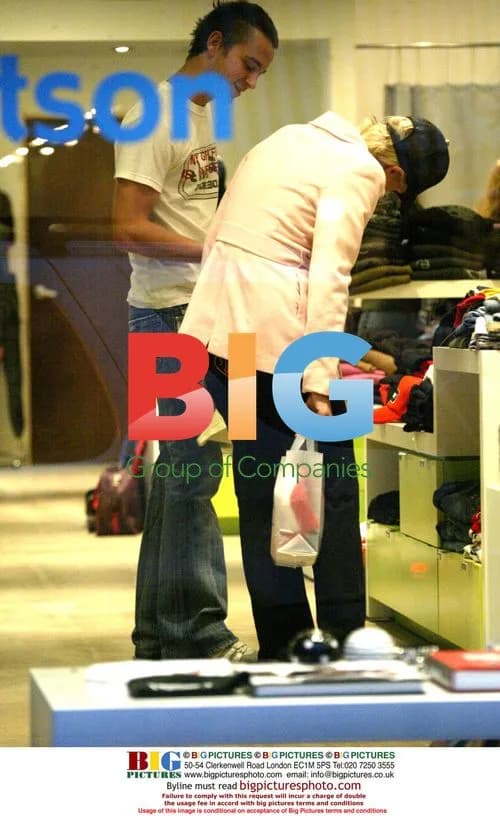 Paris Hilton and sister shopping in Hollywood