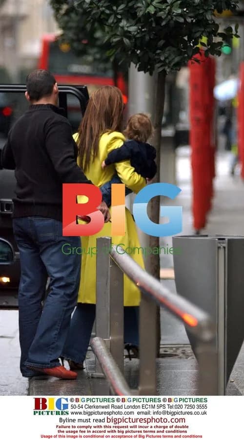 Victoria Beckham shopping in Madrid