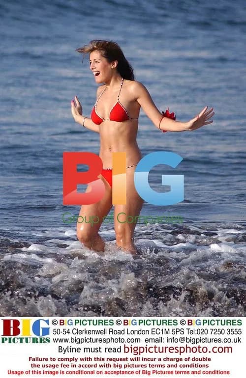 Tania Do Nascimento and Nicola Mclean on vacation