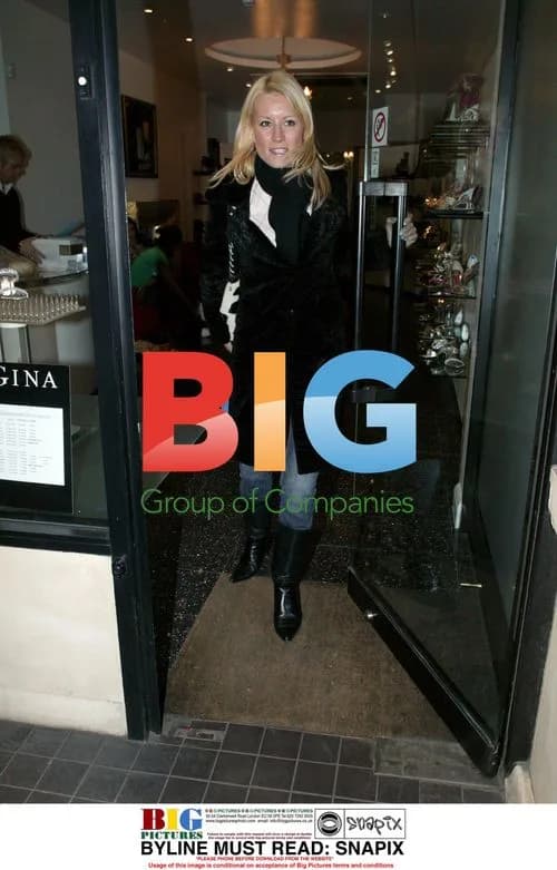 Denise Van Outen Shopping at Gina