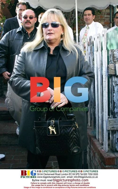 Debbie Rowe leaving The Ivy