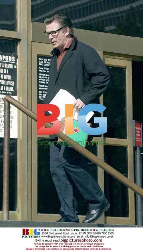 Alec Baldwin Leaving Family Court in LA