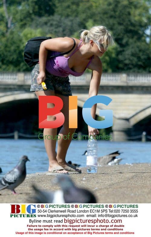 Glamour model Ebony Gilbert and friend Adele Silver enjoy sunny day