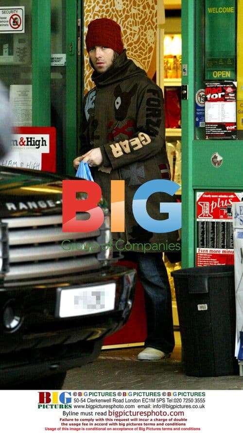 Liam Gallagher at Petrol Station
