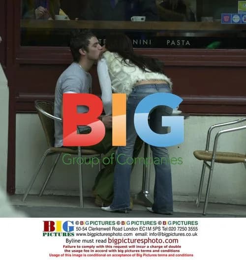 Coralie Eichholtz Kissing Matt Peacock