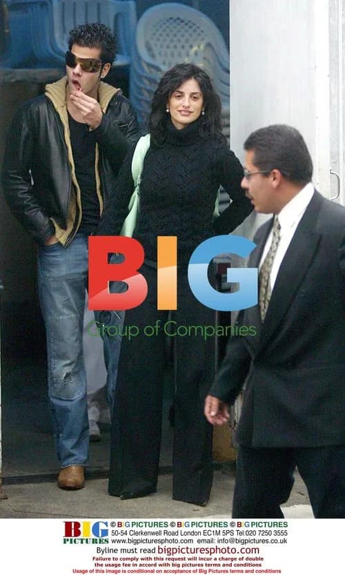 Penelope Cruz leaving the Ivy