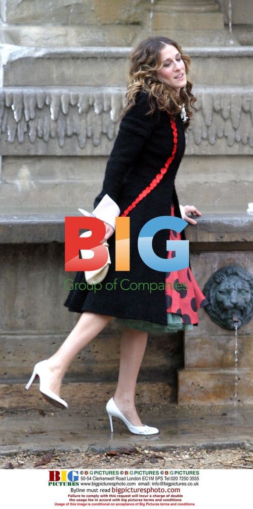 Sarah Jessica Parker Filming 'Sex and the City' in Paris