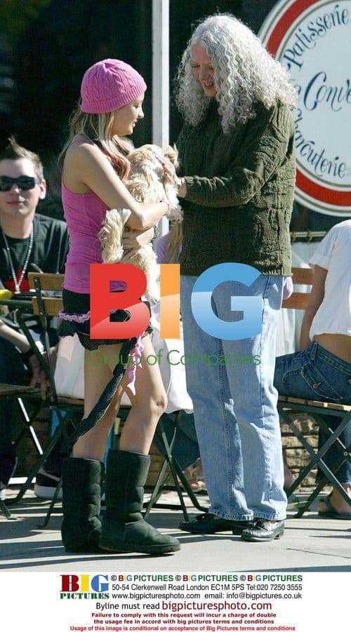 Nicole Richie kisses boyfriend in West Hollywood