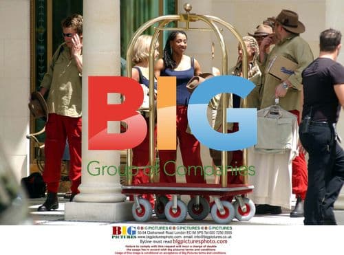 Celebrities at Currumbin Bird Sanctuary