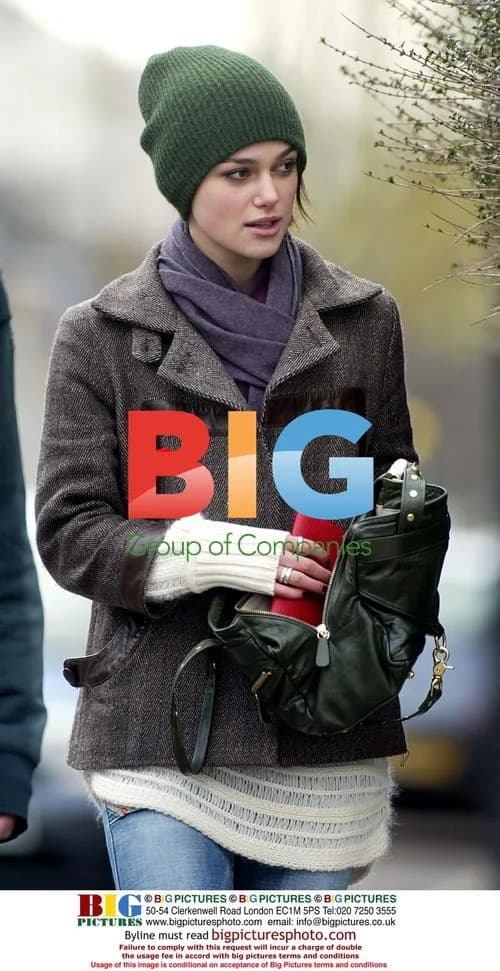 Keira Knightley shopping in London