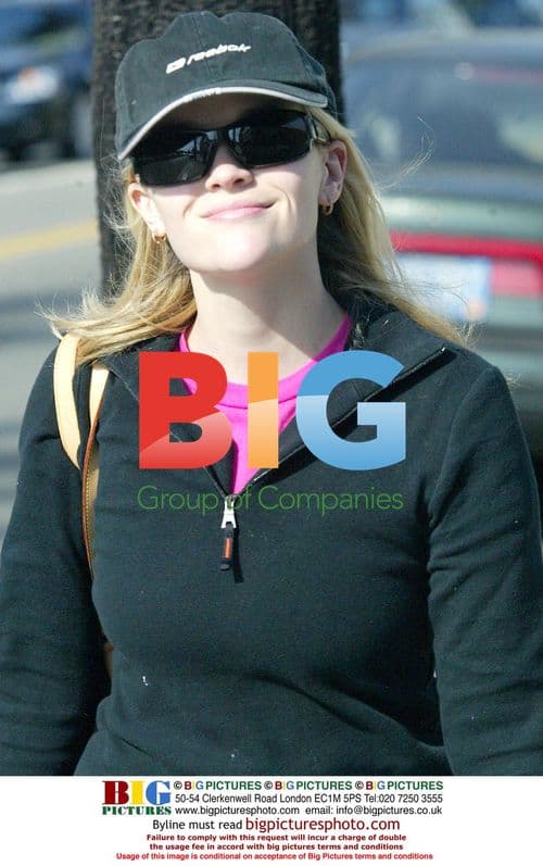 Reese Witherspoon out shopping in LA