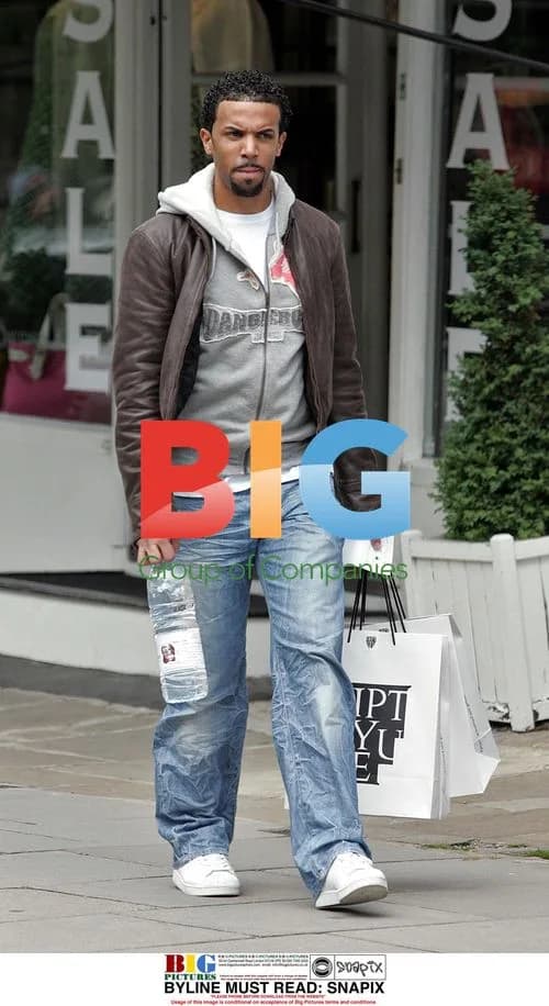 Craig David Shopping in Notting Hill