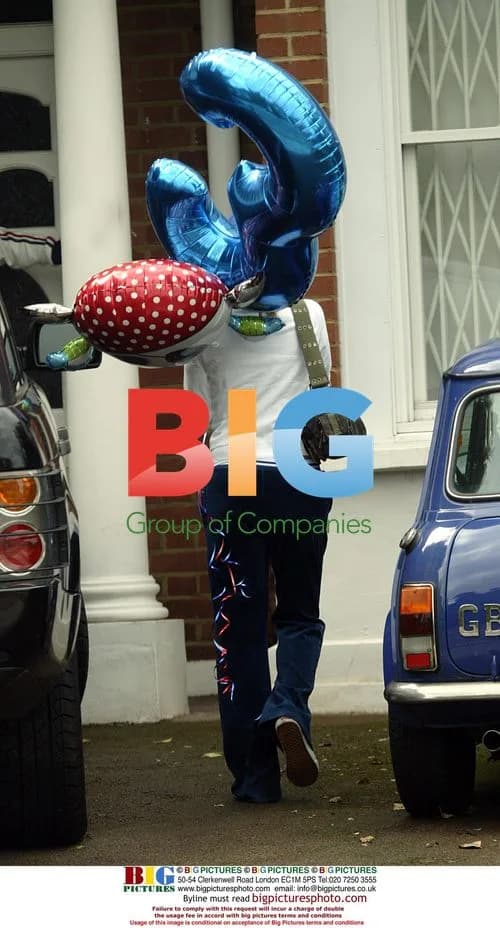Liam Gallagher & Nicole Appleton Celebrate Son's 3rd Birthday