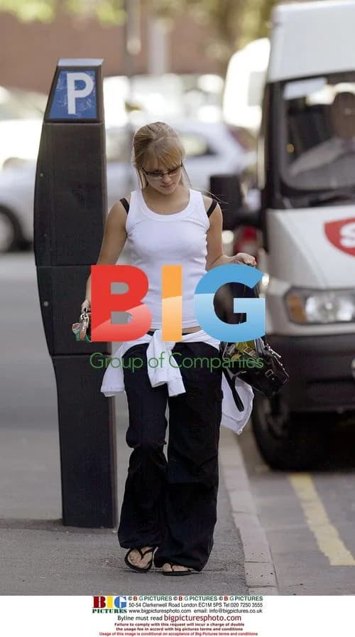 Corrie Babe Tina O'Brien Leaving Granada Studios