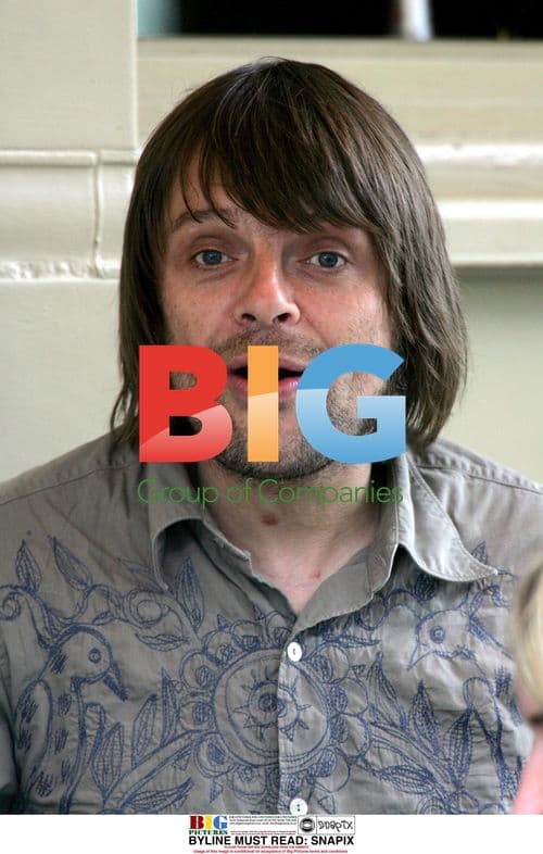 Primal Scream bassist Mani having drinks with friends