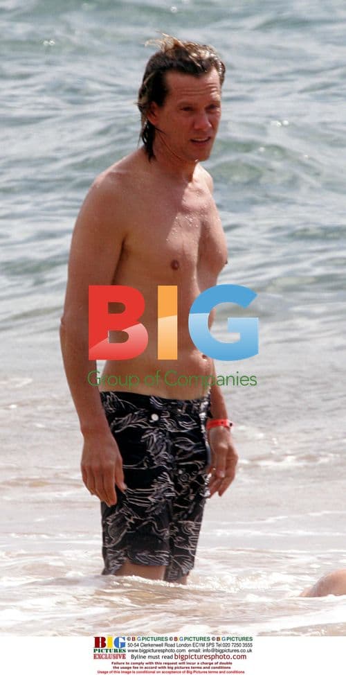 Kevin Bacon Spends 4th of July in Maui with Family