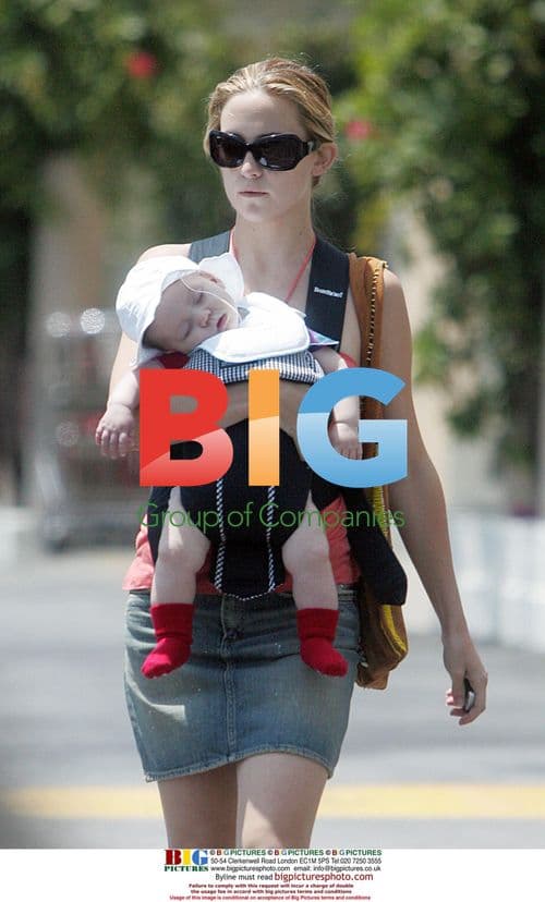 Kate Hudson Takes Baby Ryder to Market