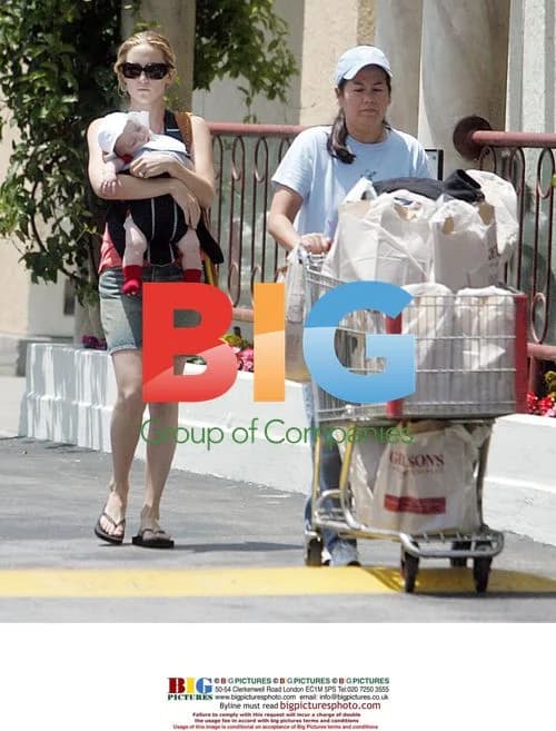Kate Hudson Takes Newborn Ryder to Market