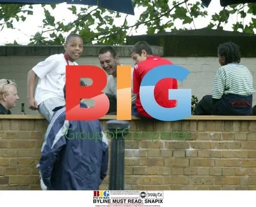 Chris Moyles, Jeremy Edwards, and Will Mellor with children