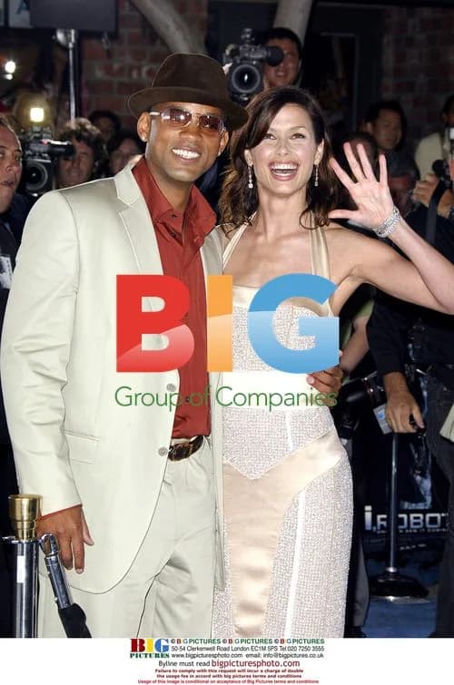 Will Smith and Bridget Moynahan at I Robot Premiere