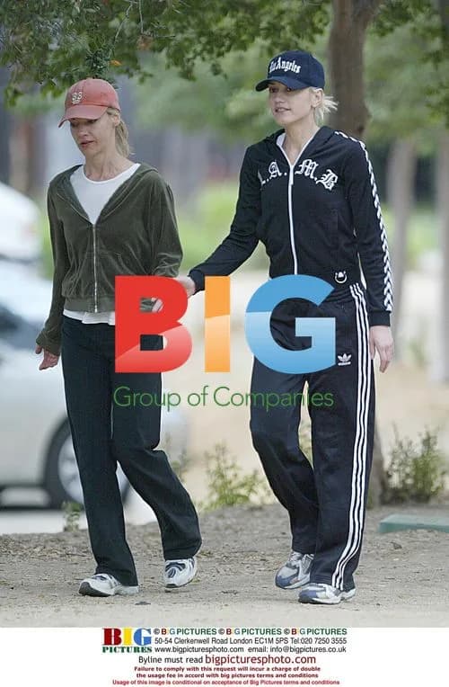 Gwen Stefani Takes Morning Walk
