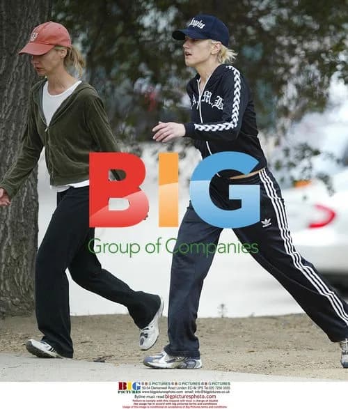 Gwen Stefani Takes Morning Walk