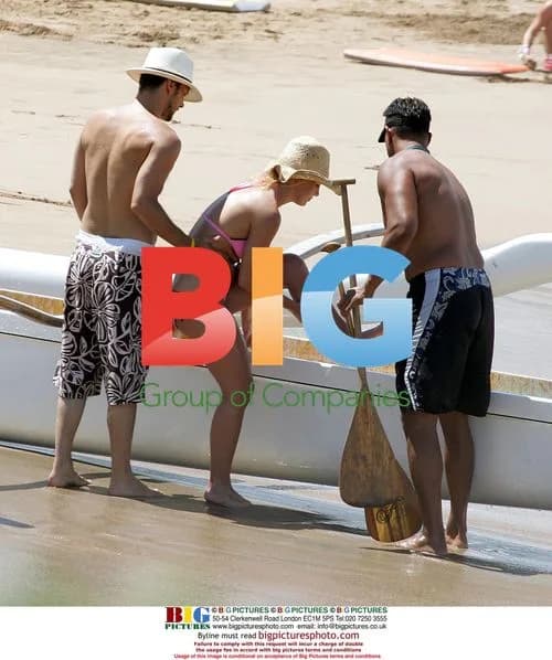 Britney Spears and Kevin Federline Canoe in Hawaii