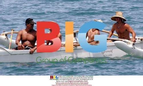 Britney Spears & Kevin Federline Canoe in Hawaii