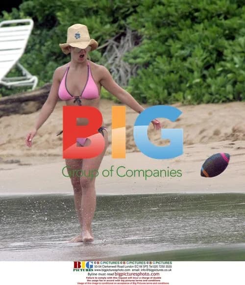 Britney Spears & Kevin Federline Play on Beach